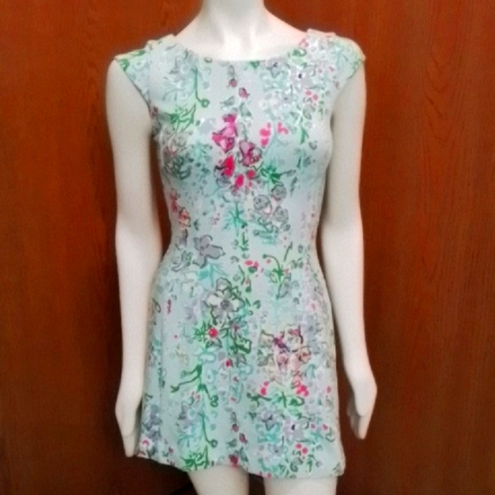 Lilly Pulitzer Fully-lined Seafoam Floral Rayon/Poly Dress, Size XS. Like New!